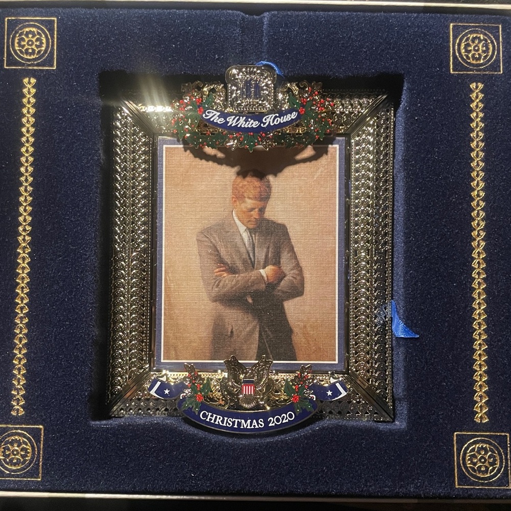 Christmas 2020 Ornament - Gold